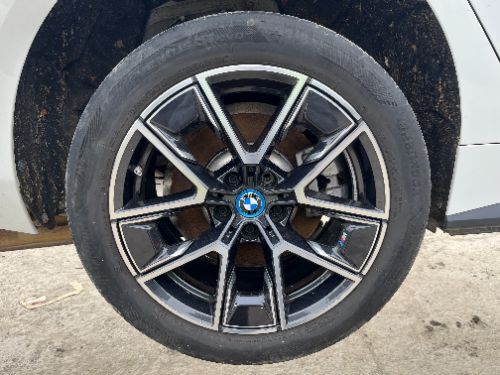 BMW I4 GRAN COUPE ALLOY WHEEL & TYRE BLACK 255/45/18